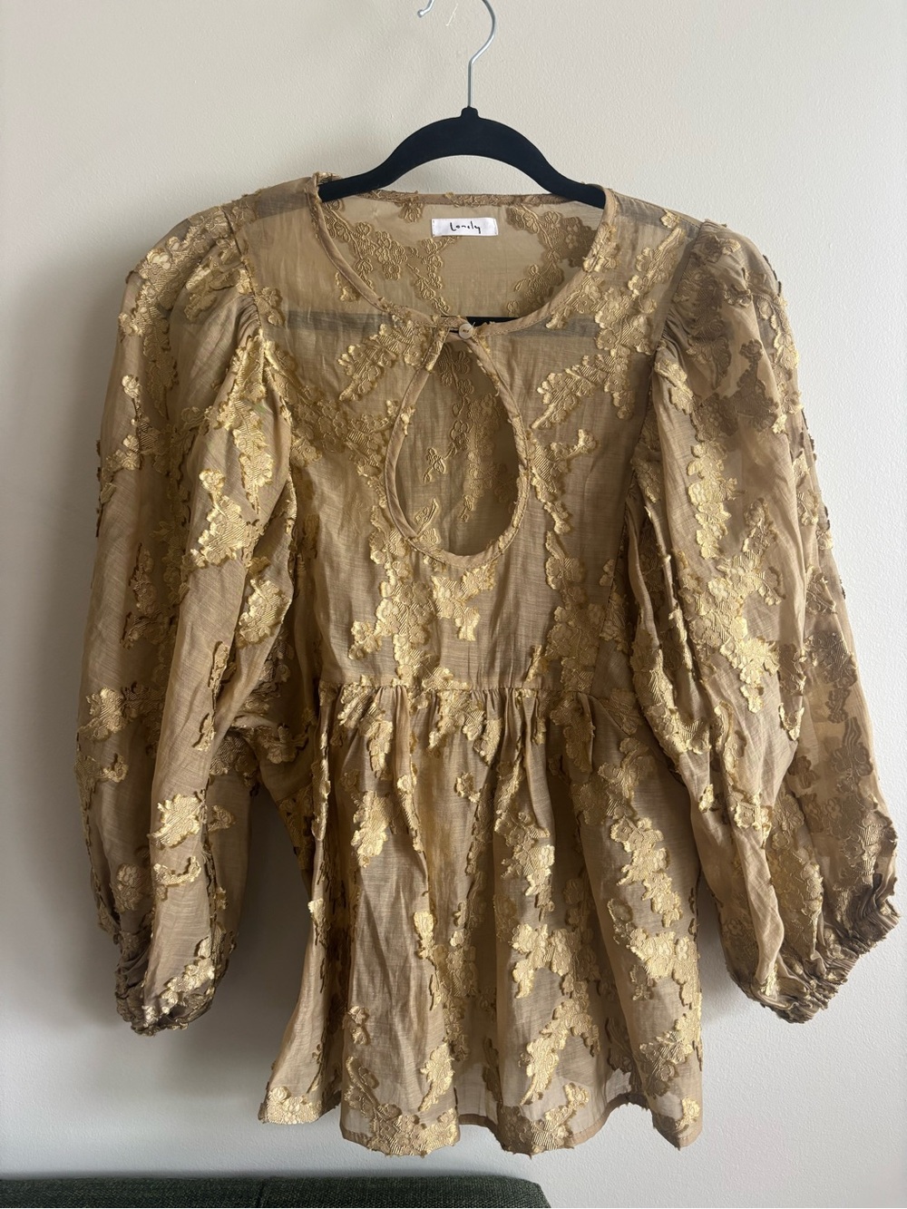 Lonely classy blouse